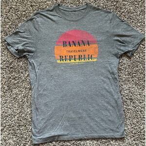 BANANA REPUBLIC - Vintage Travelwear - Gray Red Orange Shirt - HTF - Size Medium
